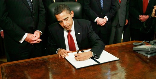 President+Obama+Signs+Executive+Order
